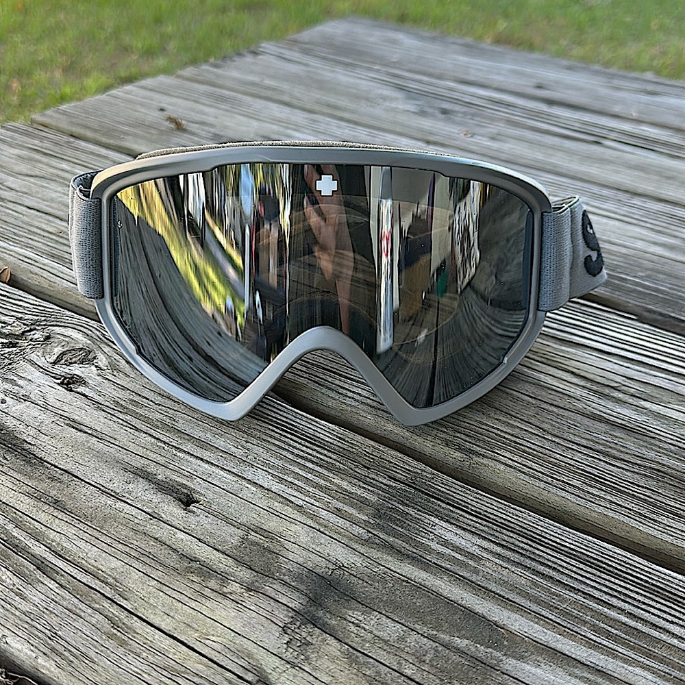 Spy goggles